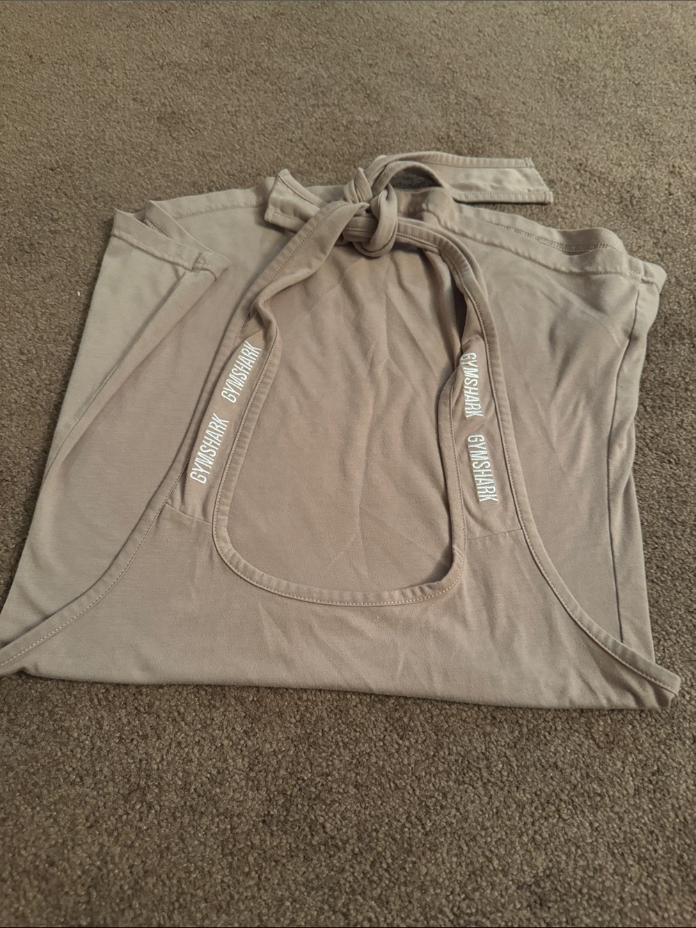Gym shark top tie around neck